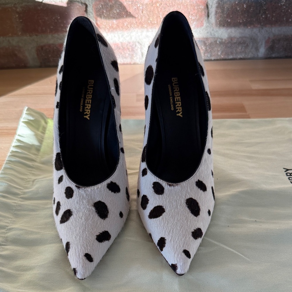 Burberry Dalmatian Print Calf Hair Ava Pumps - Black and White Size 37